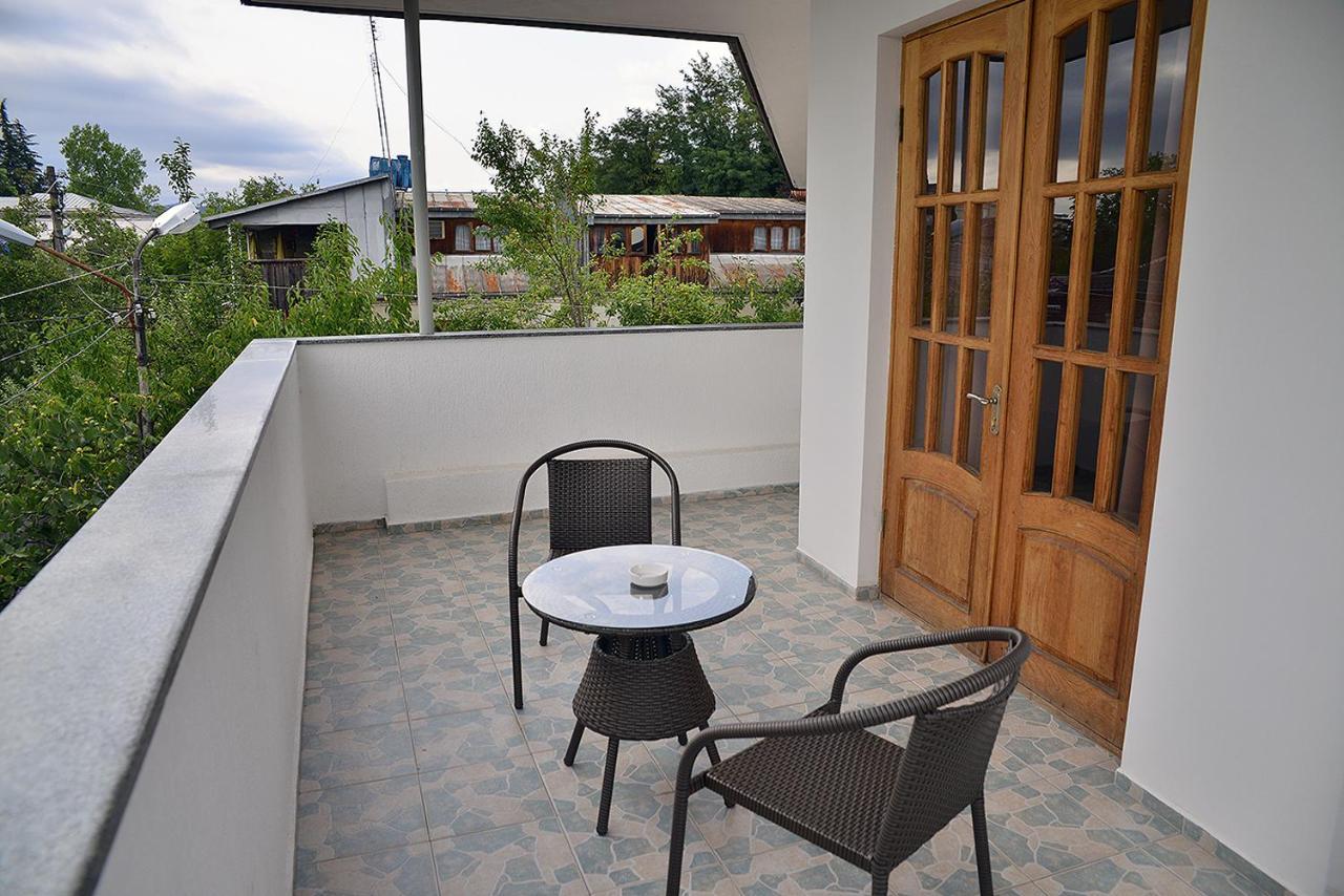 Center Villa Kʼutʼaisi Exterior foto